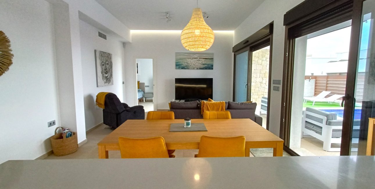 Resale - Villa -
Los Montesinos - Entre Naranjos / Vistabella Golf