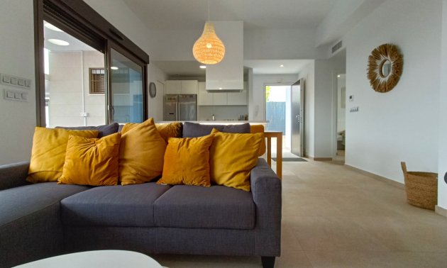 Resale - Villa -
Los Montesinos - Entre Naranjos / Vistabella Golf