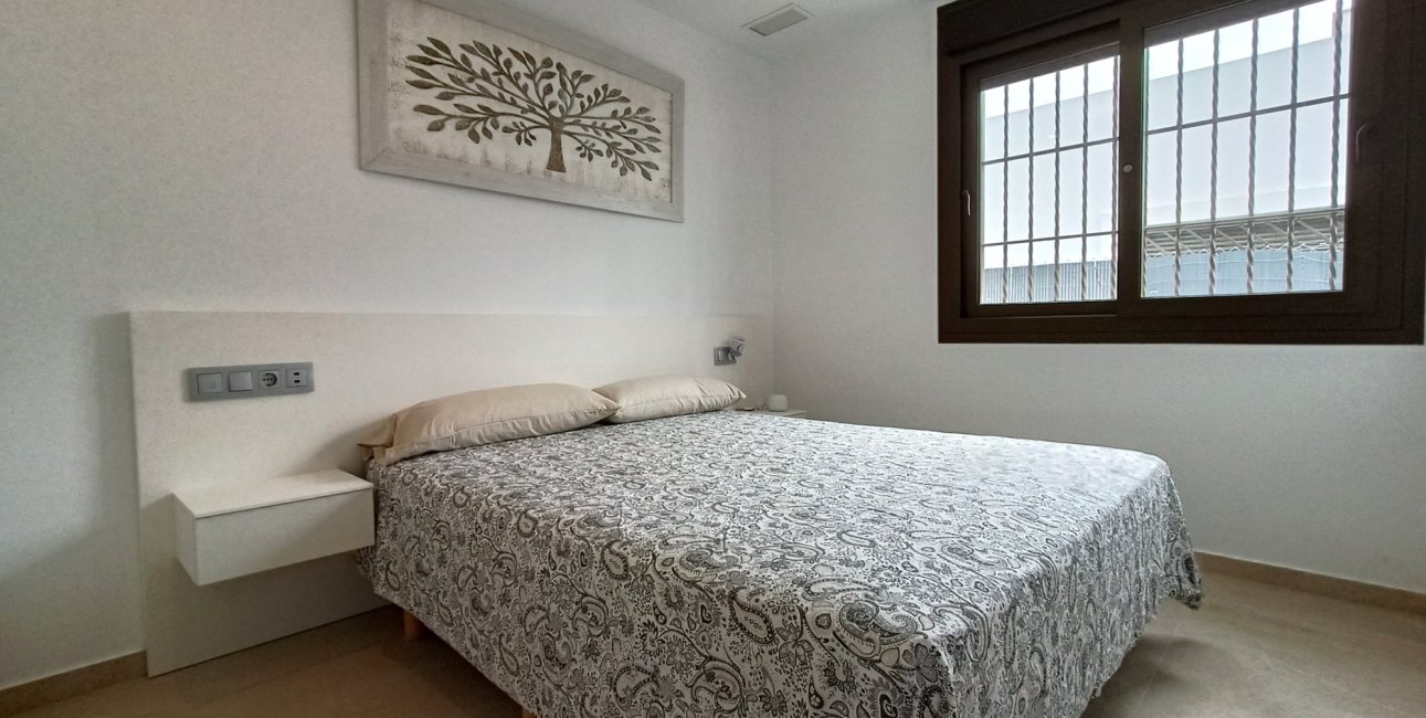 Resale - Villa -
Los Montesinos - Entre Naranjos / Vistabella Golf