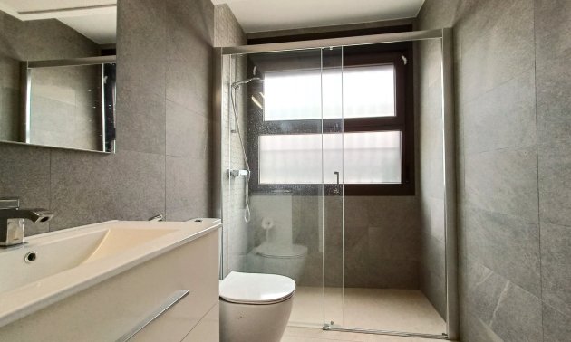Resale - Villa -
Los Montesinos - Entre Naranjos / Vistabella Golf