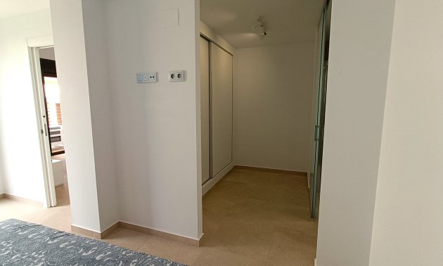 Resale - Villa -
Los Montesinos - Entre Naranjos / Vistabella Golf