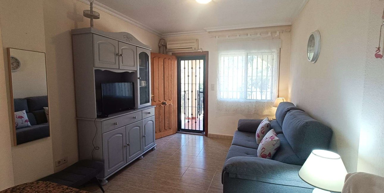 Resale - Bungalow -
Algorfa - Montemar