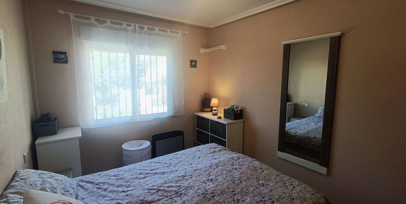 Resale - Bungalow -
Algorfa - Montemar