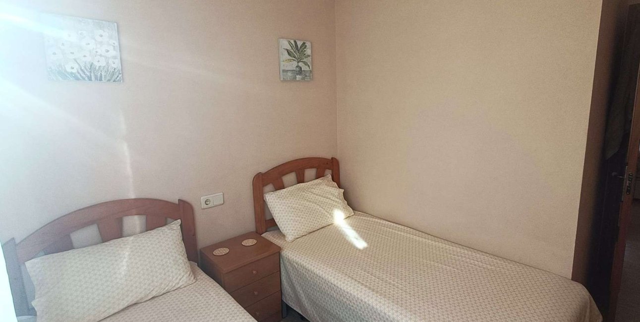 Resale - Bungalow -
Algorfa - Montemar