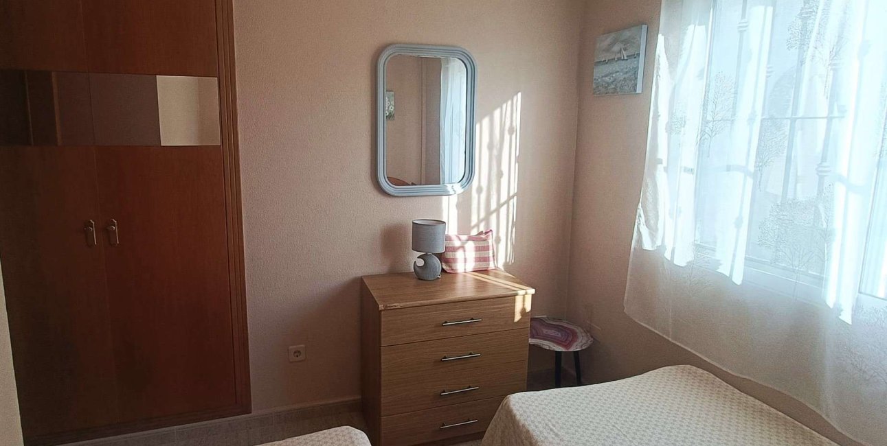 Resale - Bungalow -
Algorfa - Montemar
