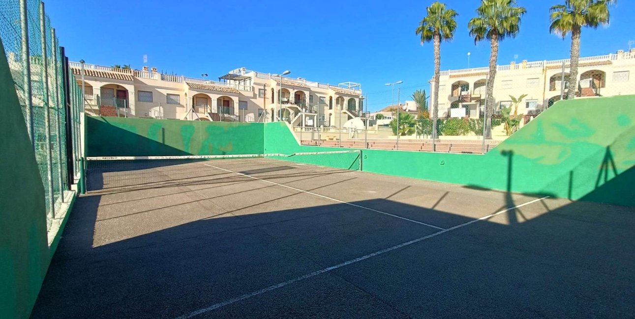 Resale - Bungalow -
Algorfa - Montemar