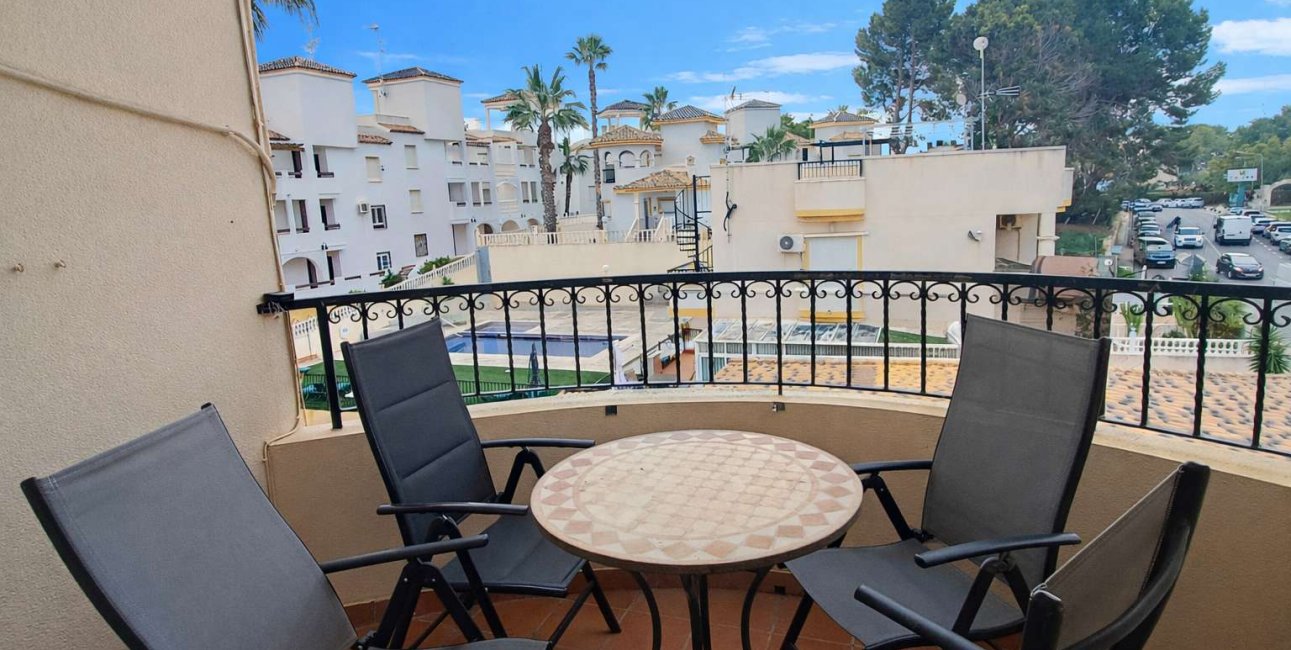 Resale - Apartment / flat -
Orihuela Costa - Villamartin