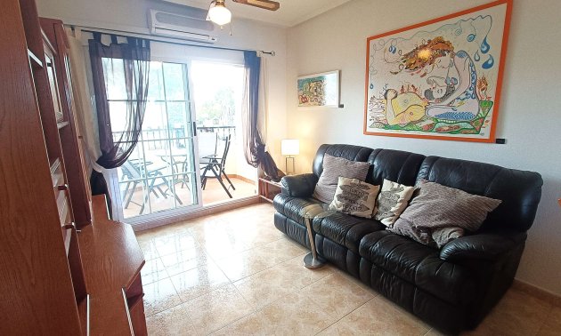 Resale - Apartment / flat -
Orihuela Costa - Villamartin