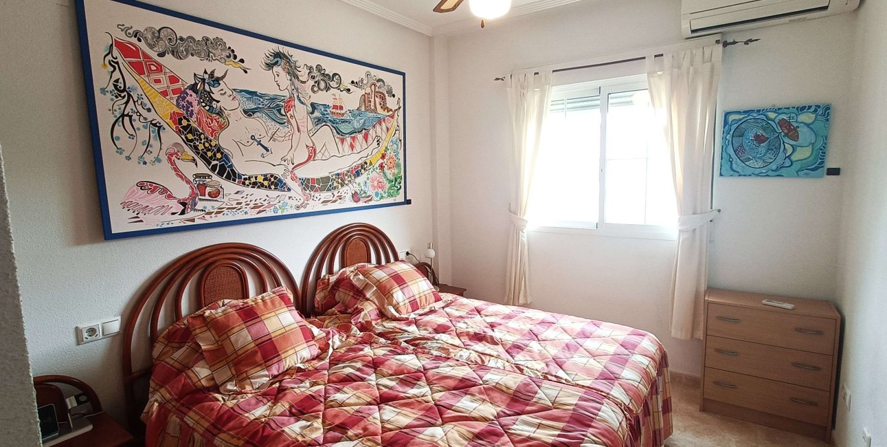 Resale - Apartment / flat -
Orihuela Costa - Villamartin