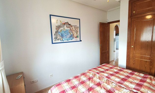 Resale - Apartment / flat -
Orihuela Costa - Villamartin
