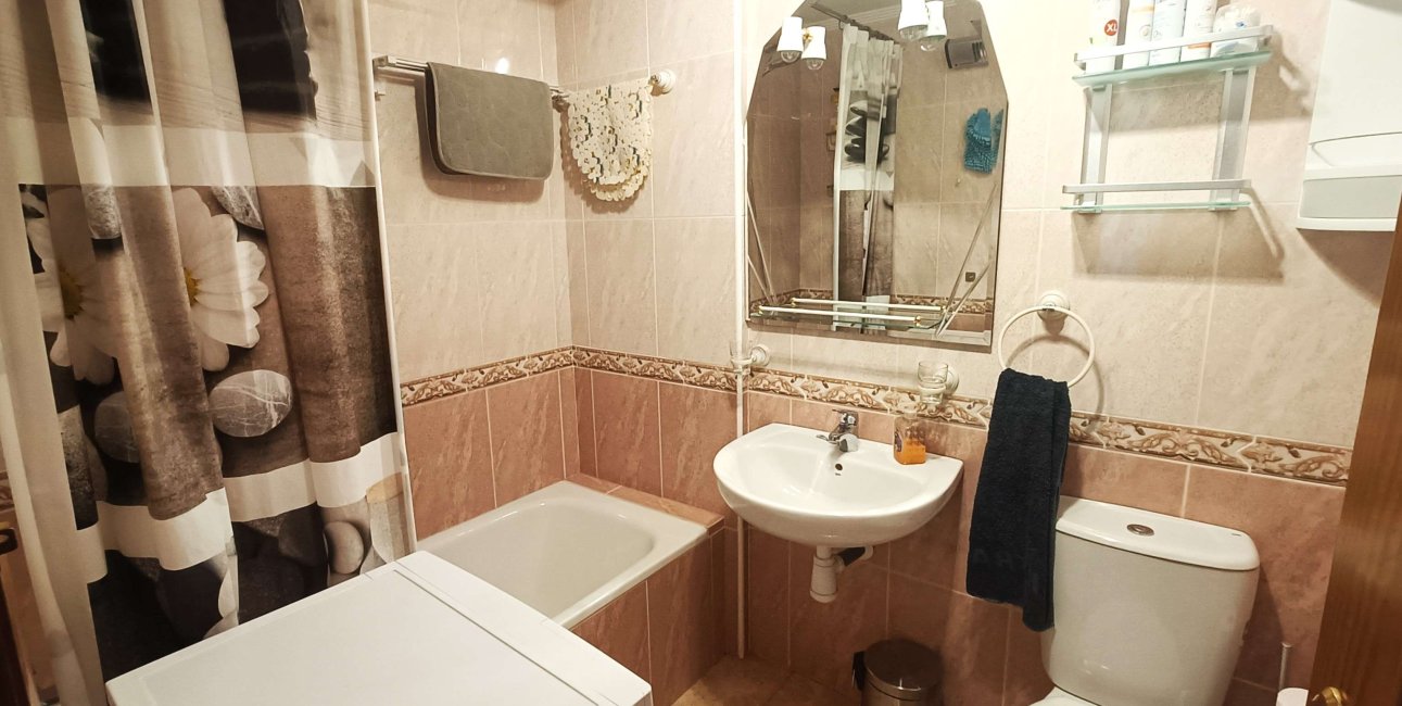 Resale - Apartment / flat -
Orihuela Costa - Villamartin