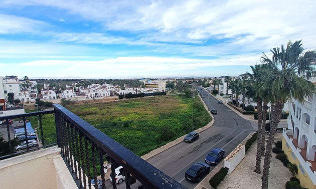 Resale - Apartment / flat -
Orihuela Costa - Villamartin
