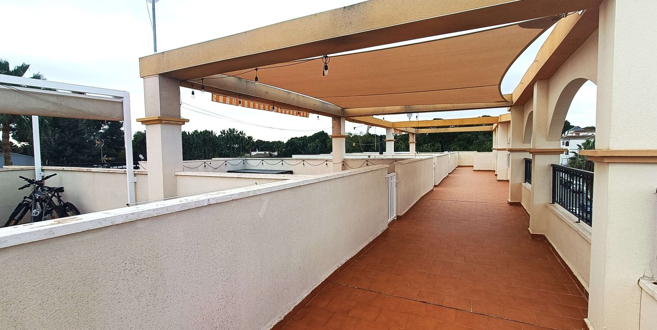 Resale - Apartment / flat -
Orihuela Costa - Villamartin