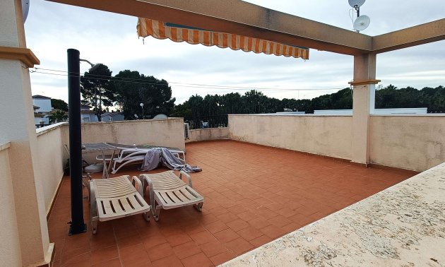 Resale - Apartment / flat -
Orihuela Costa - Villamartin