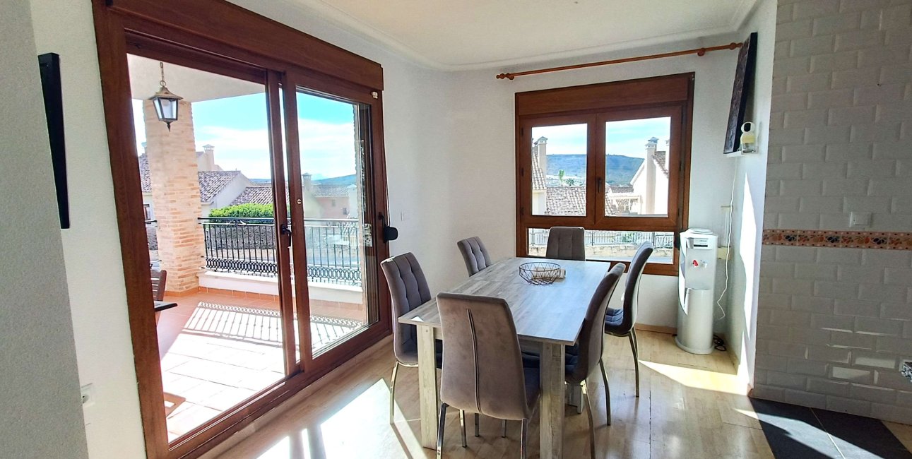 Resale - Villa -
Algorfa - La Finca Golf Resort