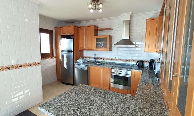 Resale - Villa -
Algorfa - La Finca Golf Resort