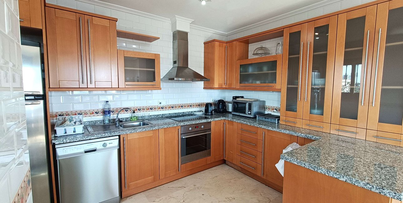 Resale - Villa -
Algorfa - La Finca Golf Resort
