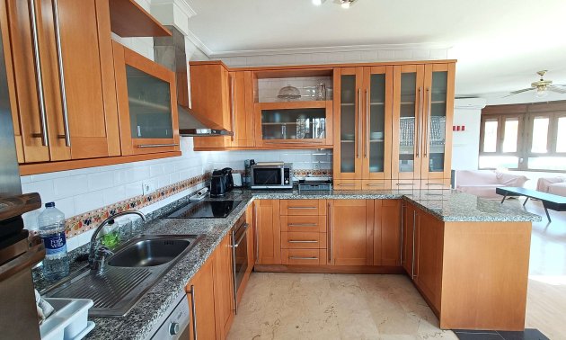 Resale - Villa -
Algorfa - La Finca Golf Resort
