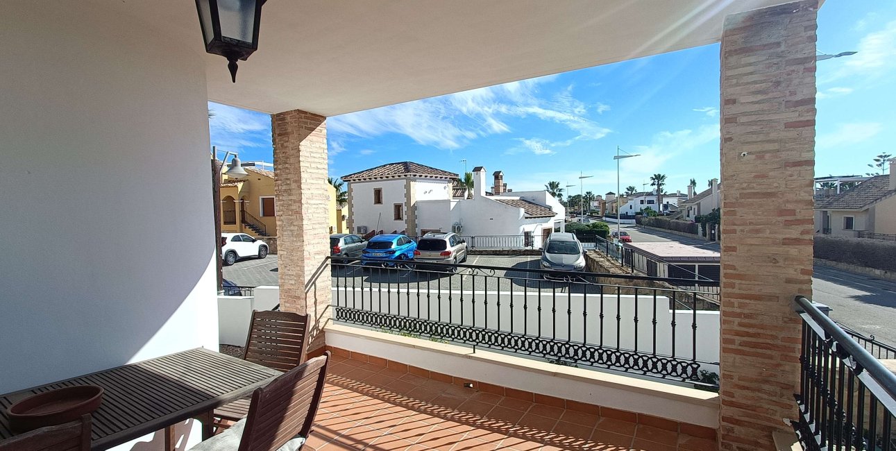 Resale - Villa -
Algorfa - La Finca Golf Resort