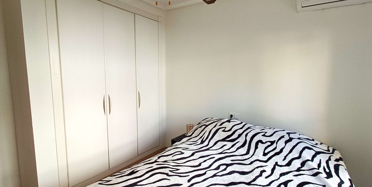 Resale - Villa -
Algorfa - La Finca Golf Resort