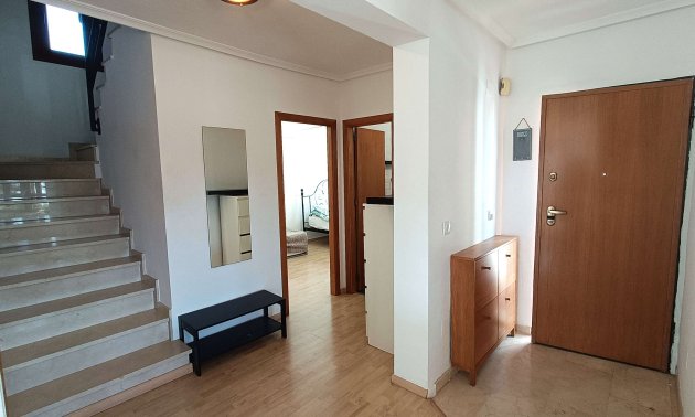Resale - Villa -
Algorfa - La Finca Golf Resort