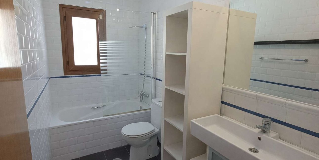 Resale - Villa -
Algorfa - La Finca Golf Resort