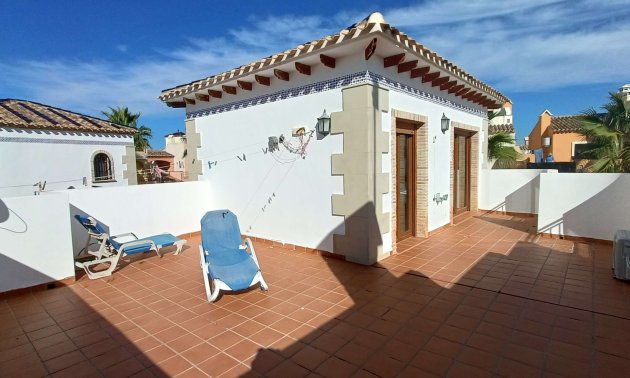 Resale - Villa -
Algorfa - La Finca Golf Resort
