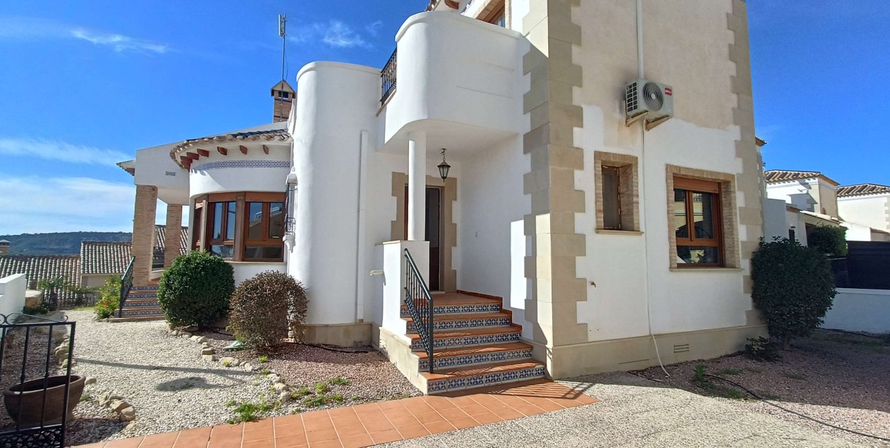 Resale - Villa -
Algorfa - La Finca Golf Resort
