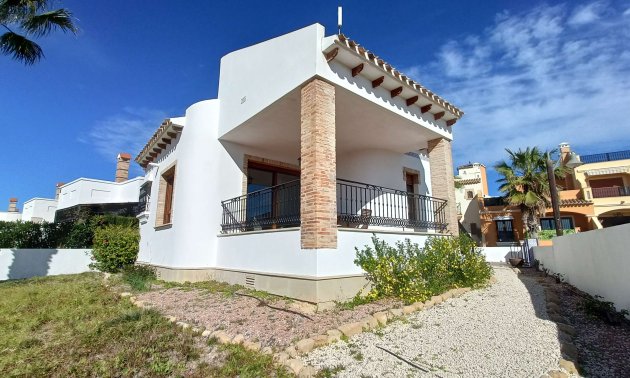 Resale - Villa -
Algorfa - La Finca Golf Resort