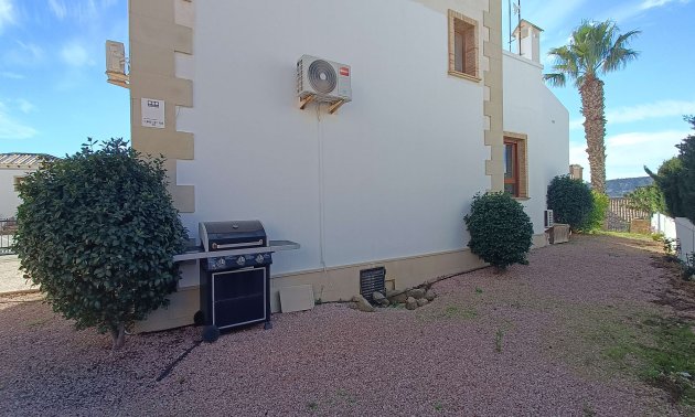 Resale - Villa -
Algorfa - La Finca Golf Resort