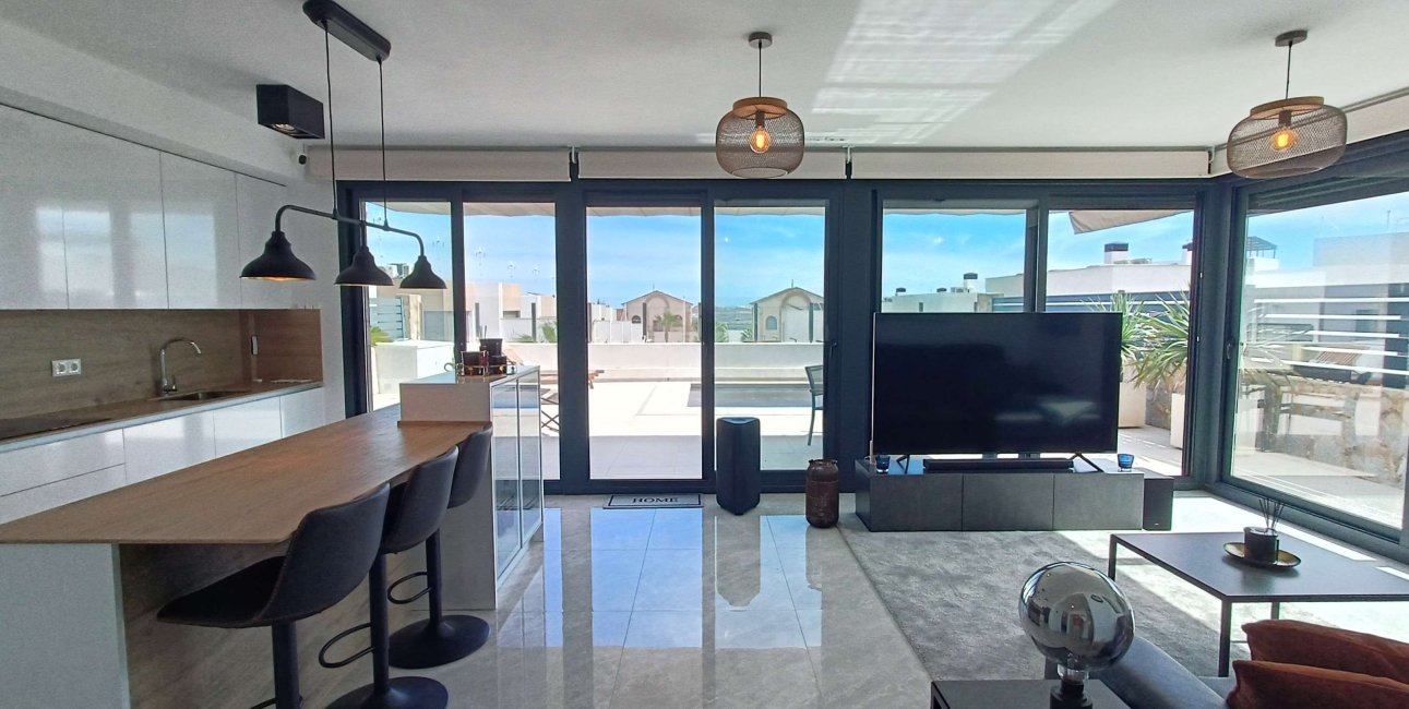 Resale - Villa -
Algorfa - La Finca Golf Resort