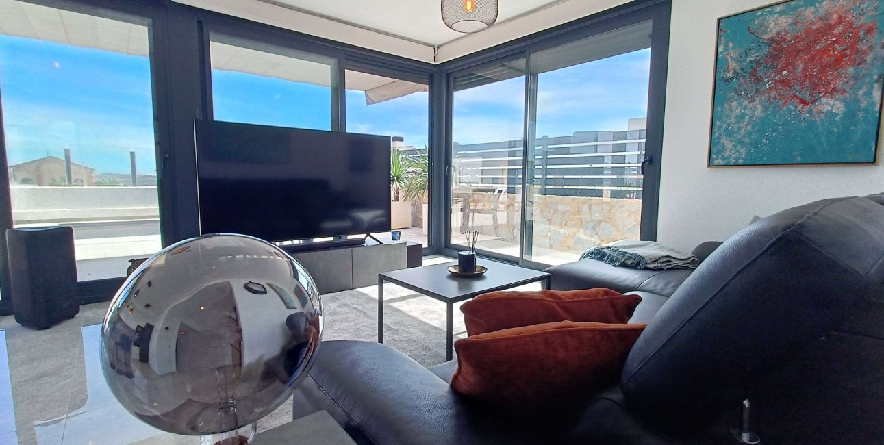 Resale - Villa -
Algorfa - La Finca Golf Resort