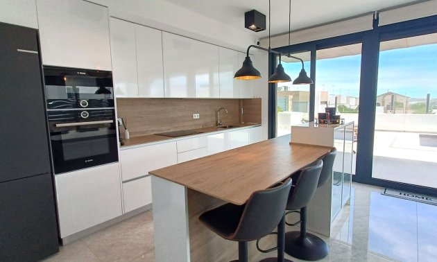 Resale - Villa -
Algorfa - La Finca Golf Resort