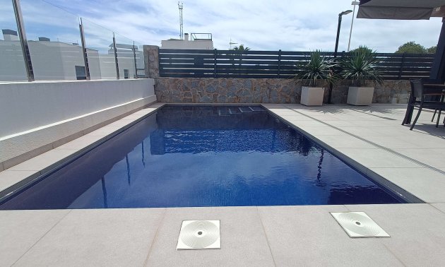 Resale - Villa -
Algorfa - La Finca Golf Resort