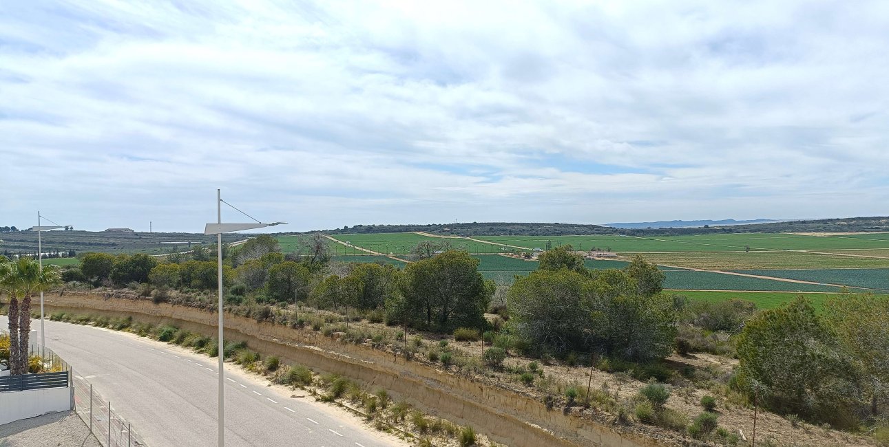 Resale - Villa -
Algorfa - La Finca Golf Resort