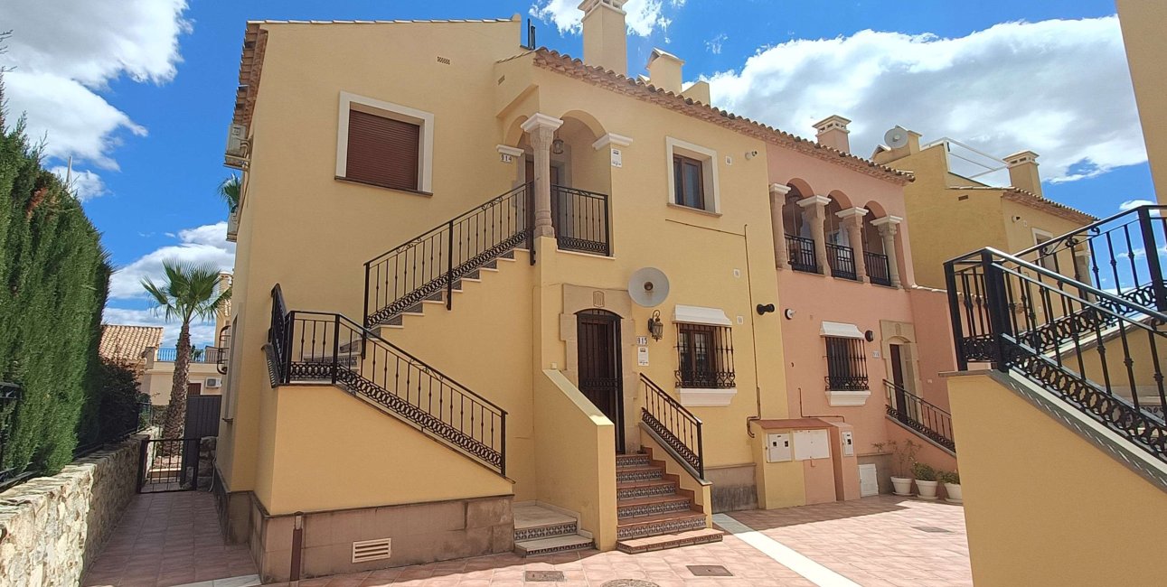 Resale - Apartment / flat -
Algorfa - La Finca Golf Resort