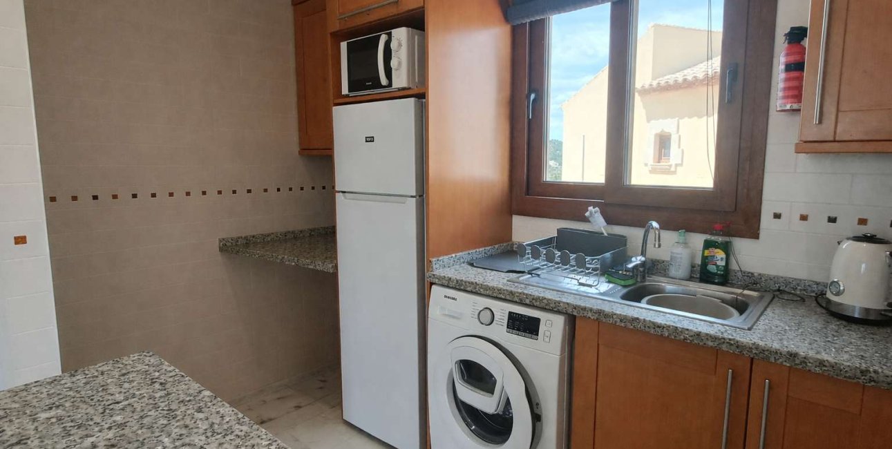 Resale - Apartment / flat -
Algorfa - La Finca Golf Resort