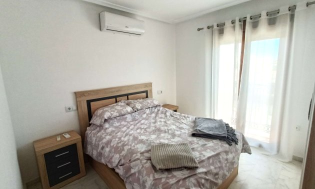 Resale - Apartment / flat -
Algorfa - La Finca Golf Resort