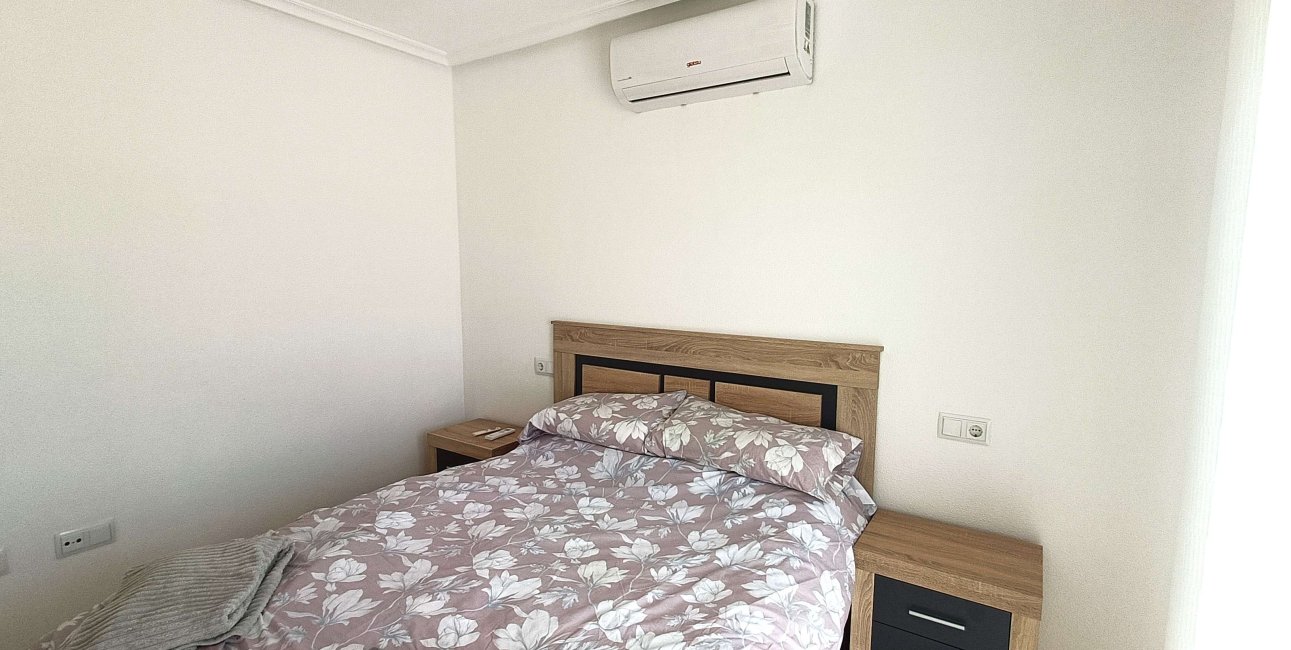 Resale - Apartment / flat -
Algorfa - La Finca Golf Resort