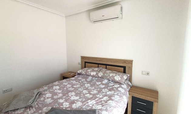 Resale - Apartment / flat -
Algorfa - La Finca Golf Resort