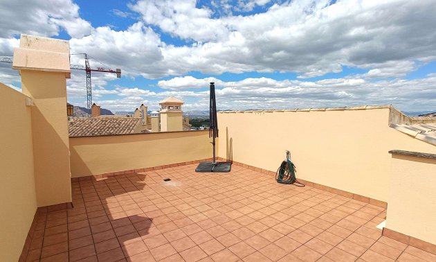 Resale - Apartment / flat -
Algorfa - La Finca Golf Resort