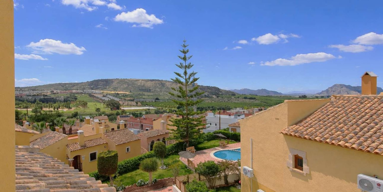 Resale - Apartment / flat -
Algorfa - La Finca Golf Resort
