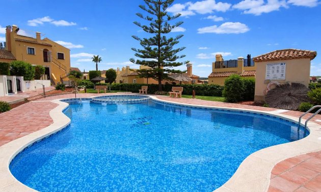 Resale - Apartment / flat -
Algorfa - La Finca Golf Resort