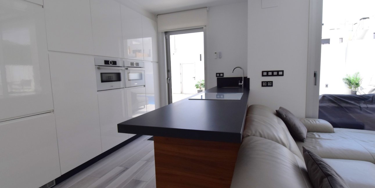 Resale - Villa -
Orihuela Costa - Lomas de Cabo Roig