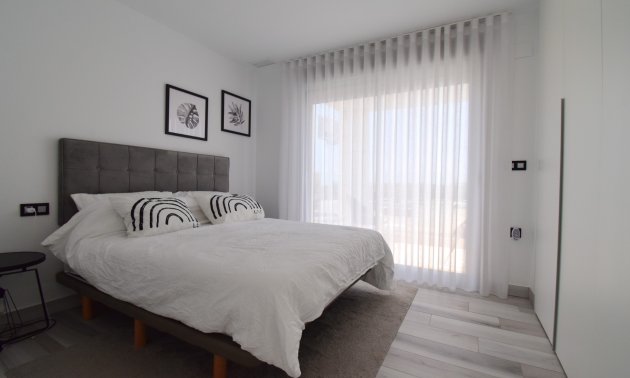 Resale - Villa -
Orihuela Costa - Lomas de Cabo Roig