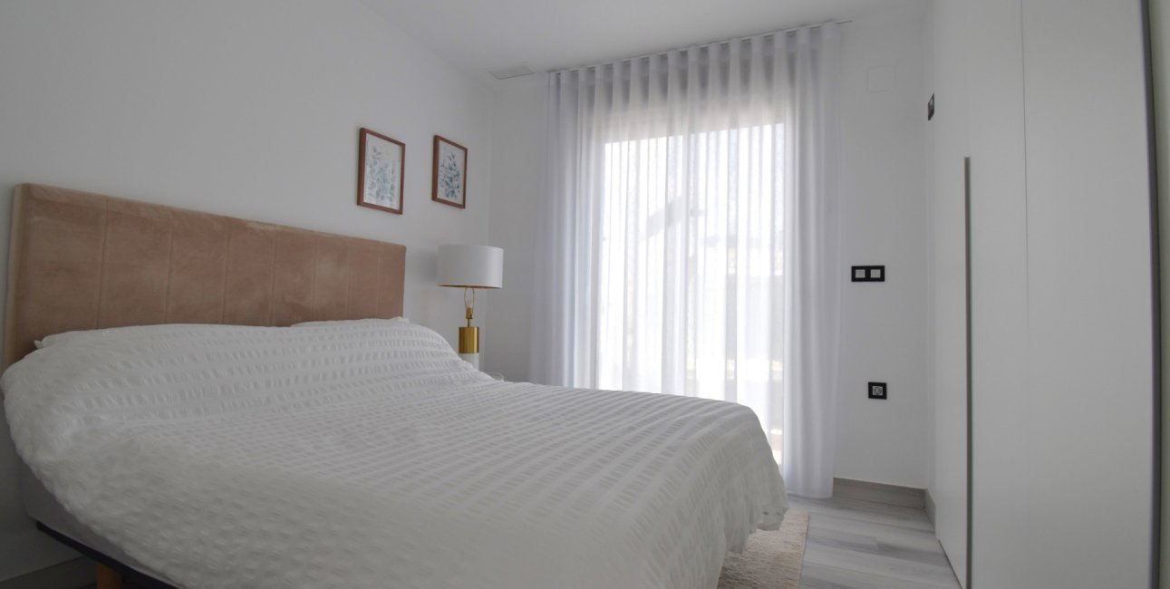 Resale - Villa -
Orihuela Costa - Lomas de Cabo Roig