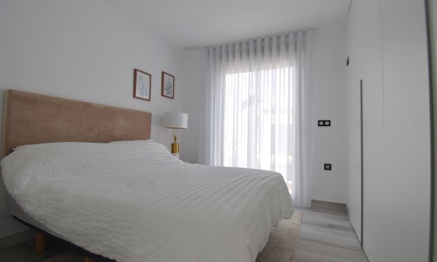 Resale - Villa -
Orihuela Costa - Lomas de Cabo Roig