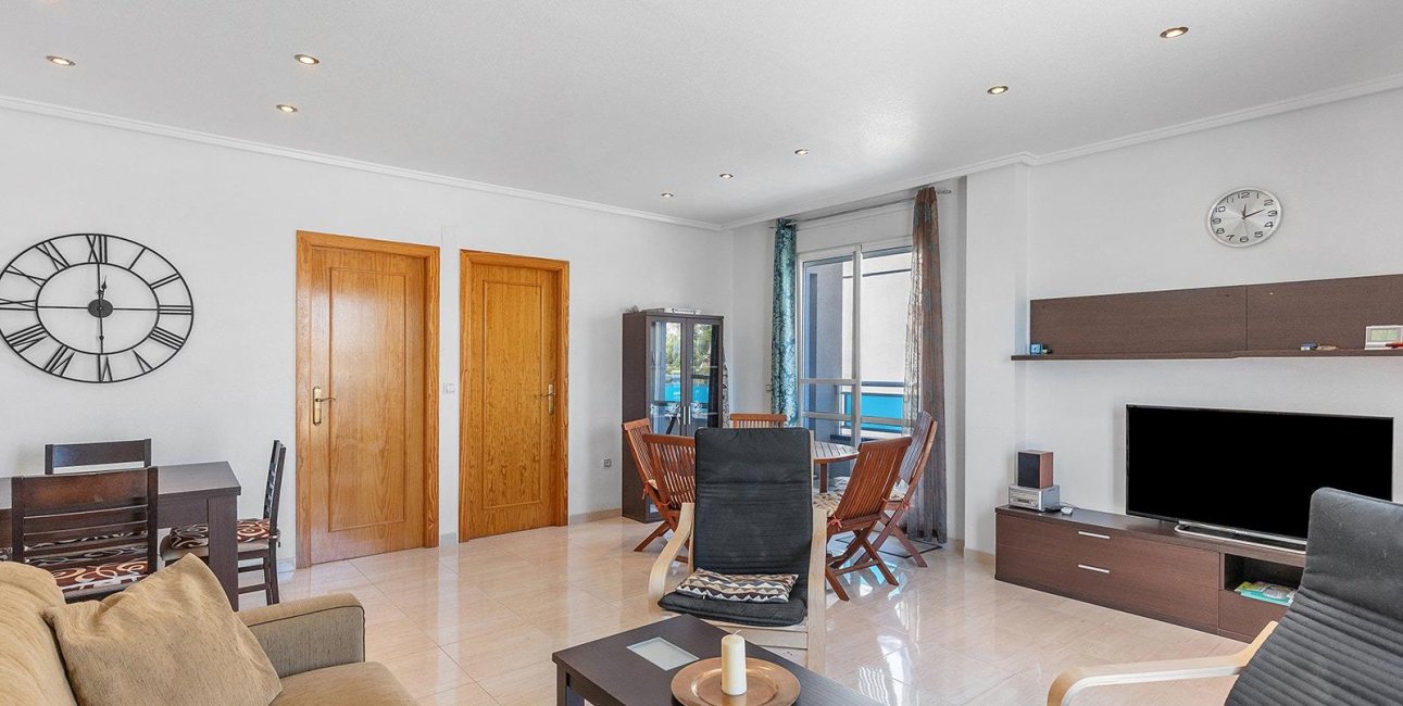 Resale - Penthouse -
Torrevieja - Estacion de autobuses