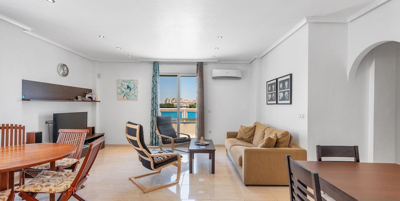 Resale - Penthouse -
Torrevieja - Estacion de autobuses
