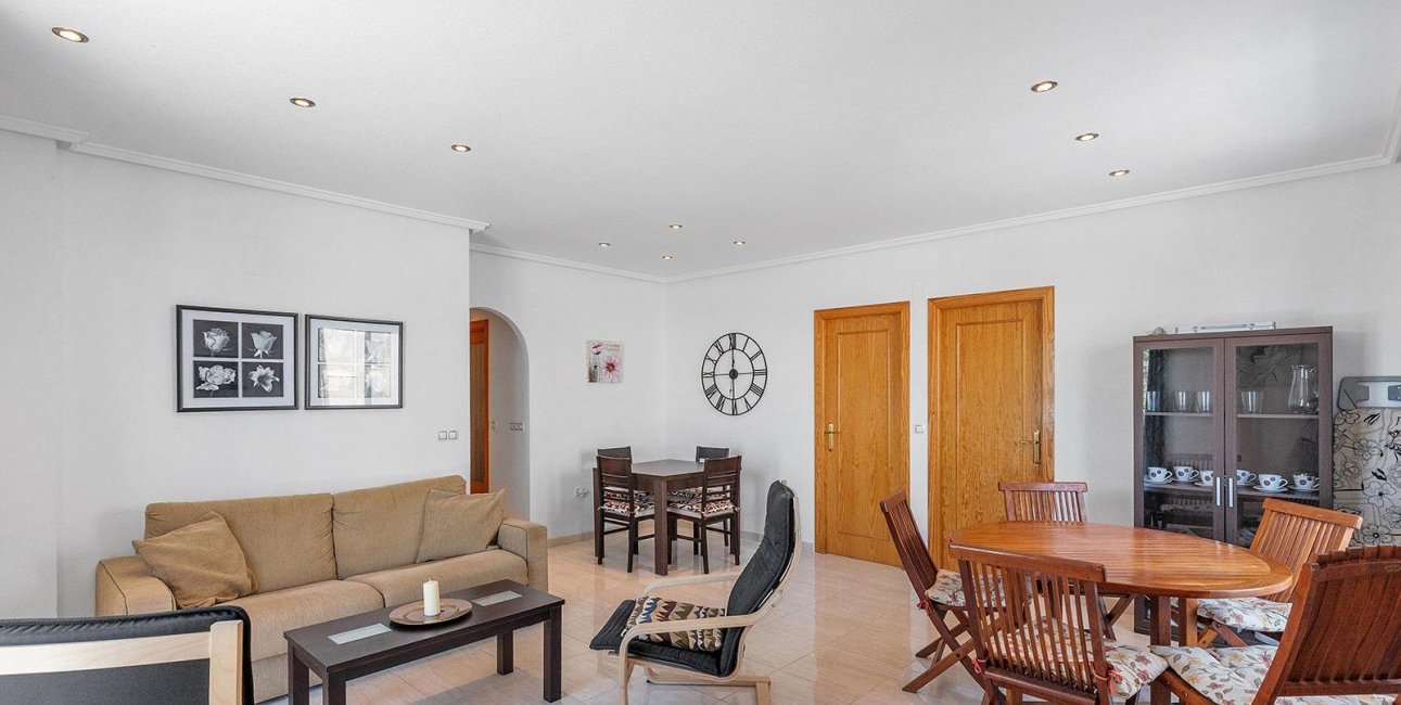 Resale - Penthouse -
Torrevieja - Estacion de autobuses